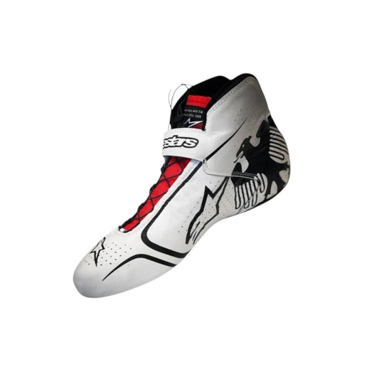 Nico Hülkenberg 2019 Renault F1 racing shoes featuring Renault inspired styling and motorsport detailing