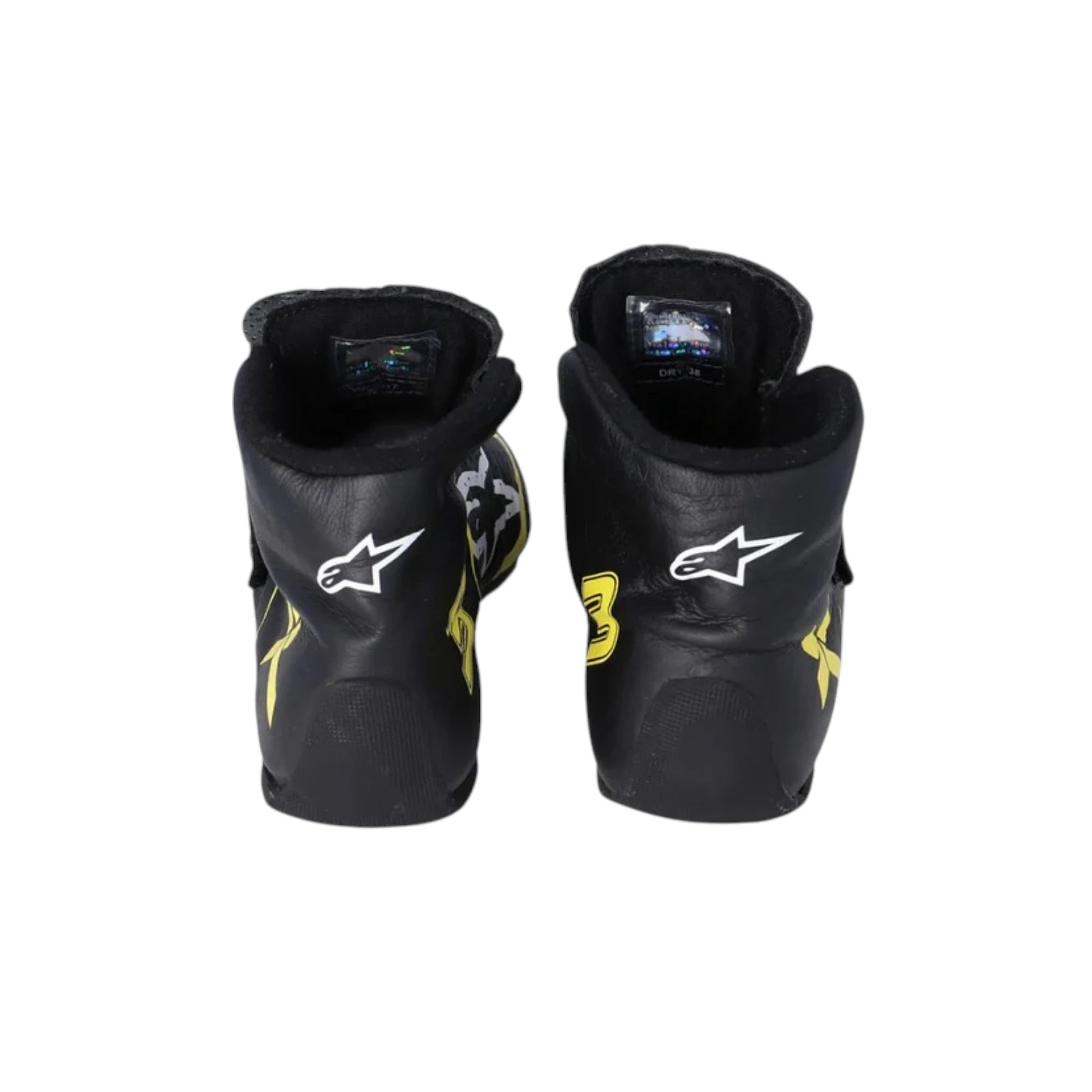 Daniel Ricciardo 2019 Renault F1 racing shoes featuring black and yellow Renault inspired styling with motorsport detailing