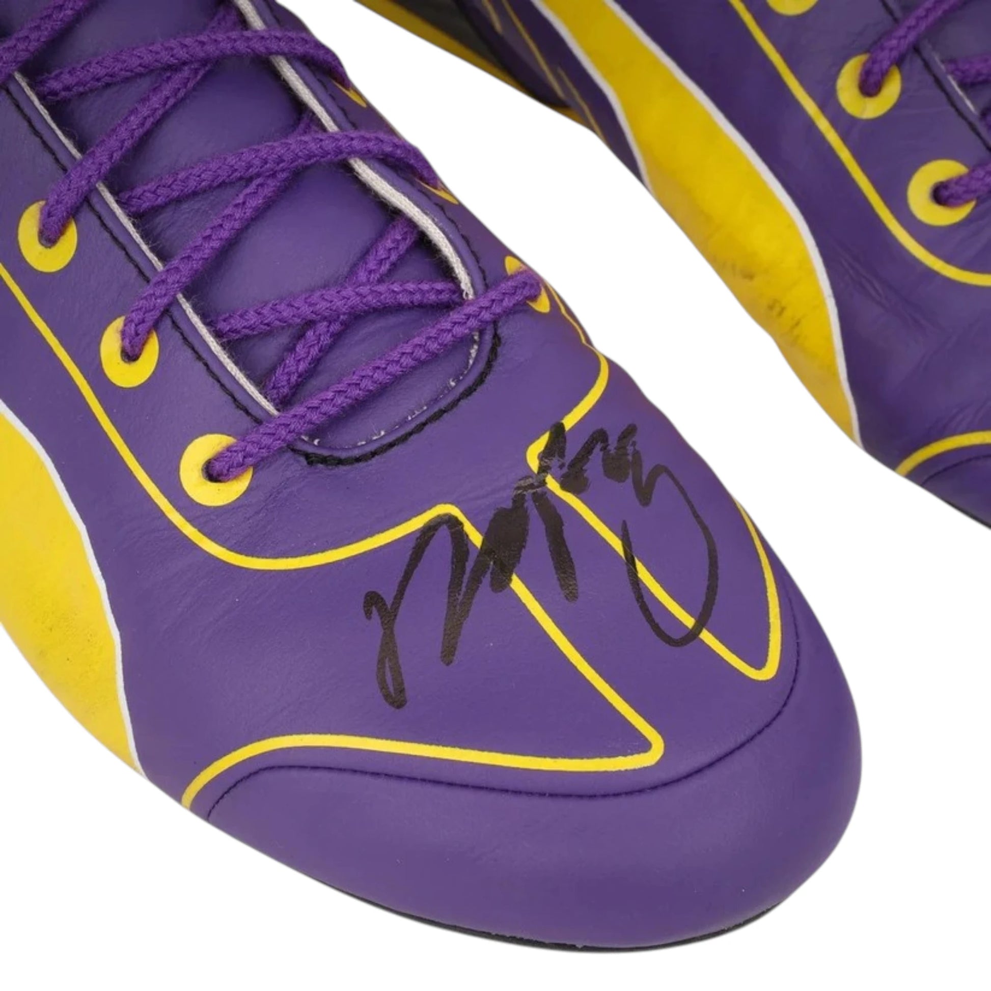 Zhou Guanyu 2023 Alfa Romeo Mexico GP F1 racing shoes featuring purple colour with Mexico Grand Prix detailing